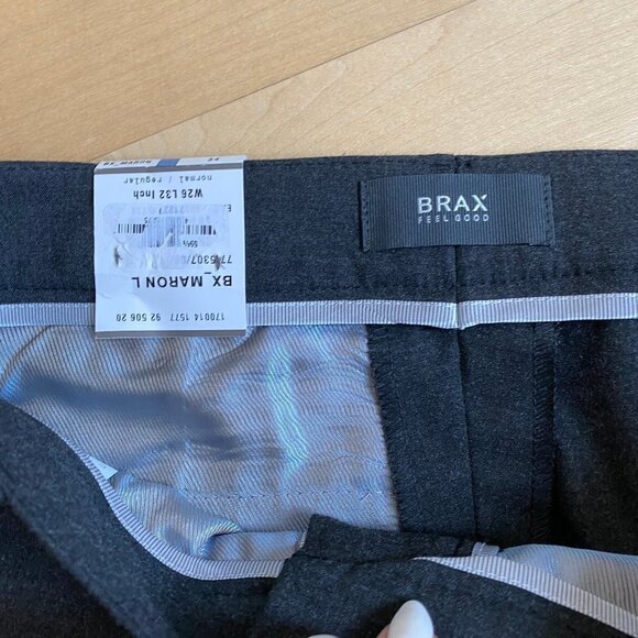BRAX BNWT 26x32 Gray "Maron" Pants Straight Leg - Picture 3 of 7
